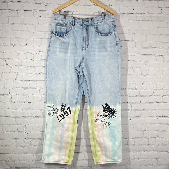 Urban Outfitters Denim - Urban Outfitters Jeans Size 32 Blue Denim Graphic Print Light Blue High Waist